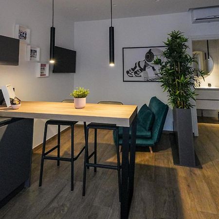 Run House 07 Rooms & Apartments Cassano delle Murge Exterior photo